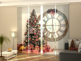 Karácsonyfa és nagy óra